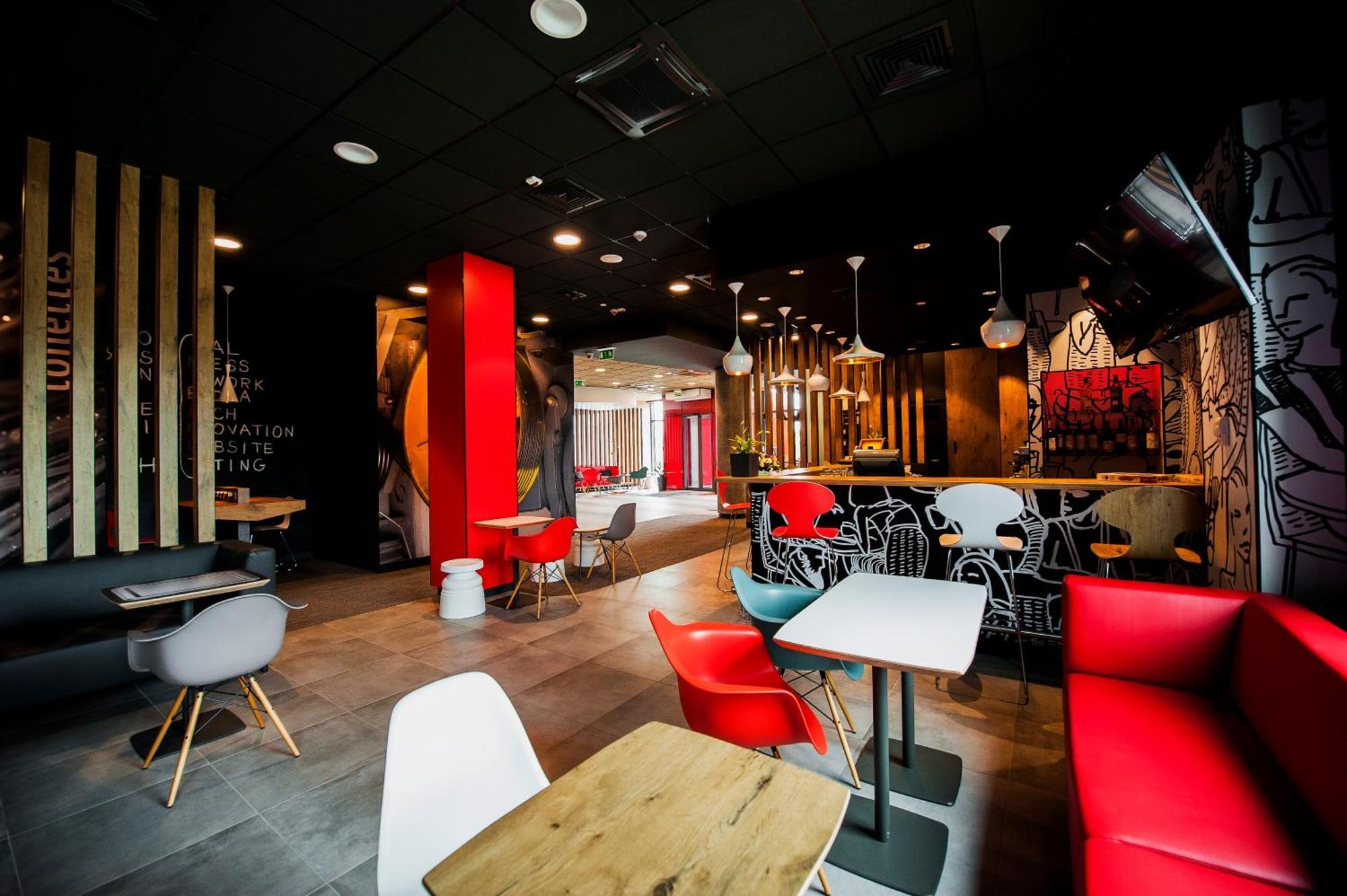 Hotel Ibis Poznan Polnoc Suchy Las Exterior foto