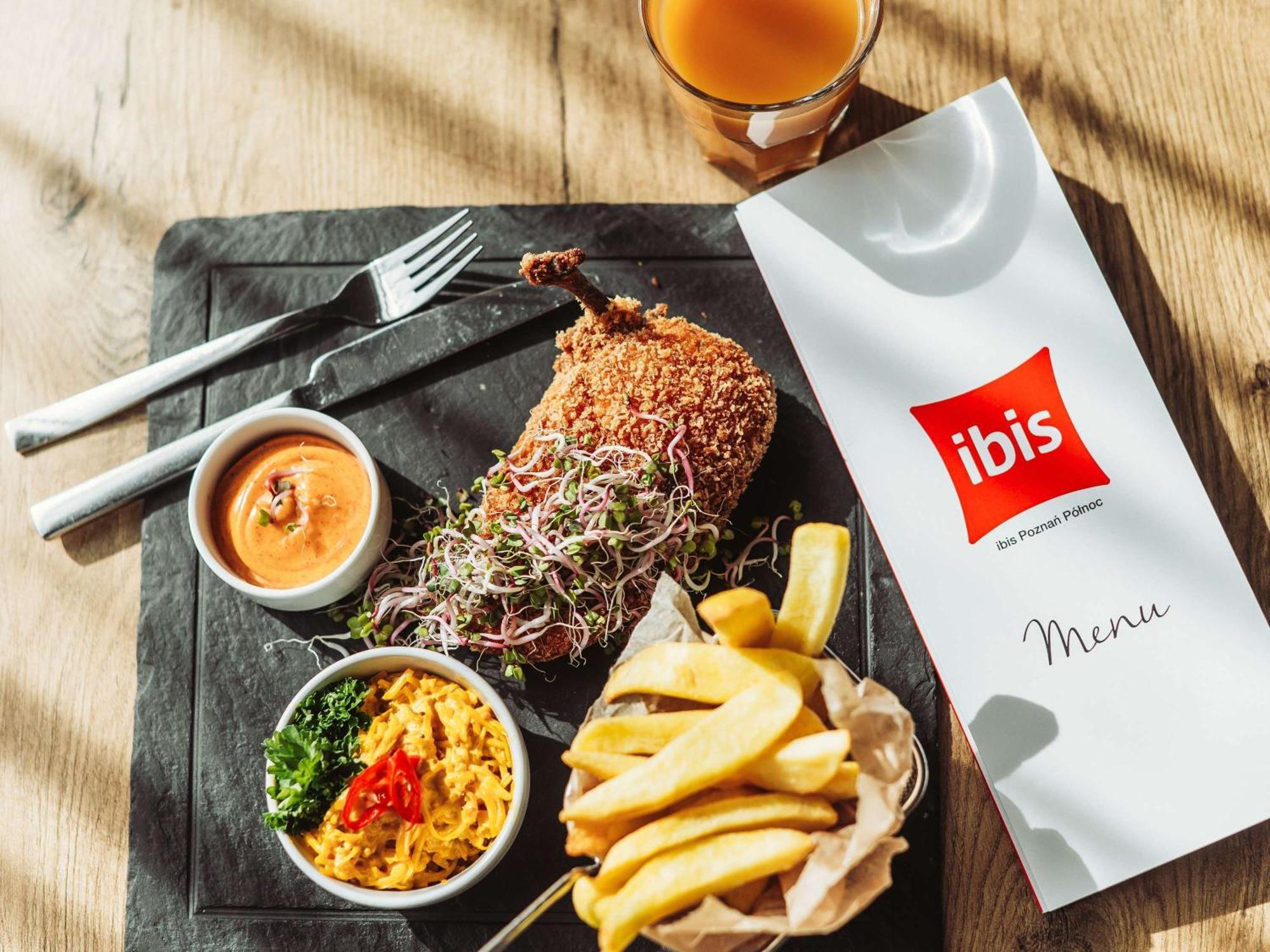 Hotel Ibis Poznan Polnoc Suchy Las Exterior foto